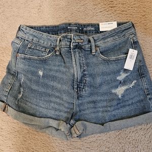 Old Navy OG Straight distressed denim short